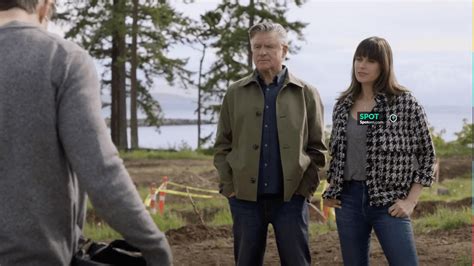 Chesapeake Shores S05E03 480p x264.